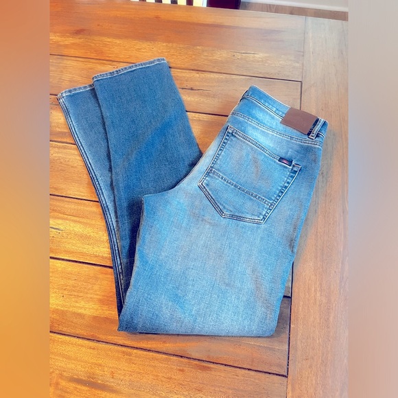 Faherty Other - Faherty Men's Denim Blue Straight Jeans;Size 31 Inseam 33; Like NEW!!!